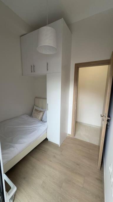 New Center Apartment Near Metro Ateny Zewnętrze zdjęcie
